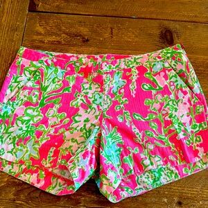 Lilly Pulitzer size 0 short